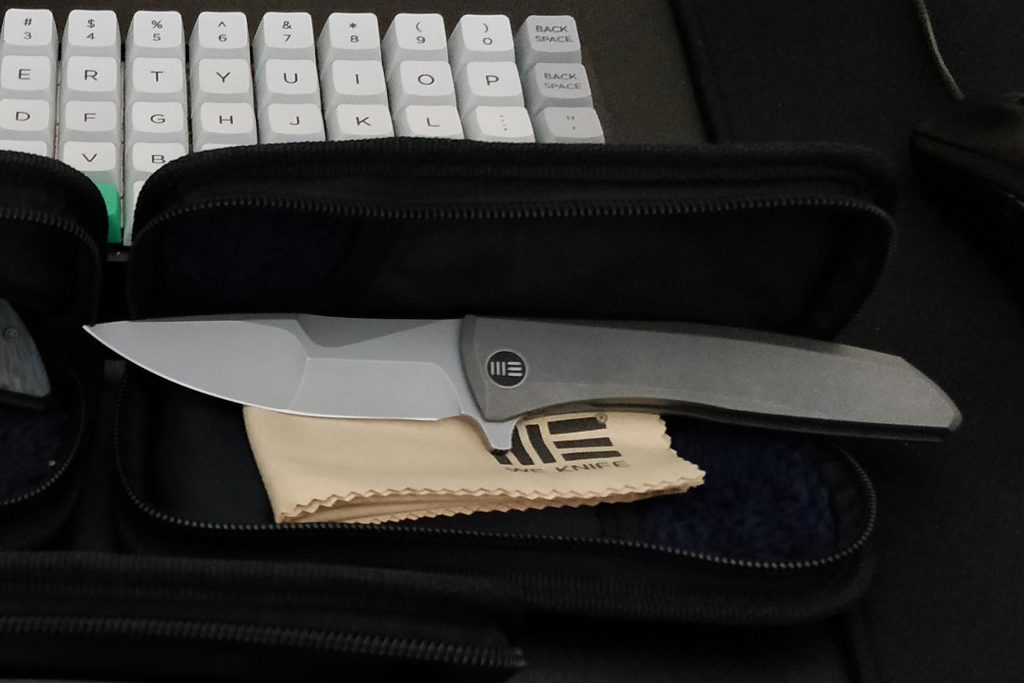 https://bestknivesreviews.com/wp-content/uploads/2021/07/We-Knife-Scoppio-Review-1024x683.jpg